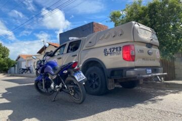 PM recupera motocicleta adulterada com restrição de furto em Guanambi