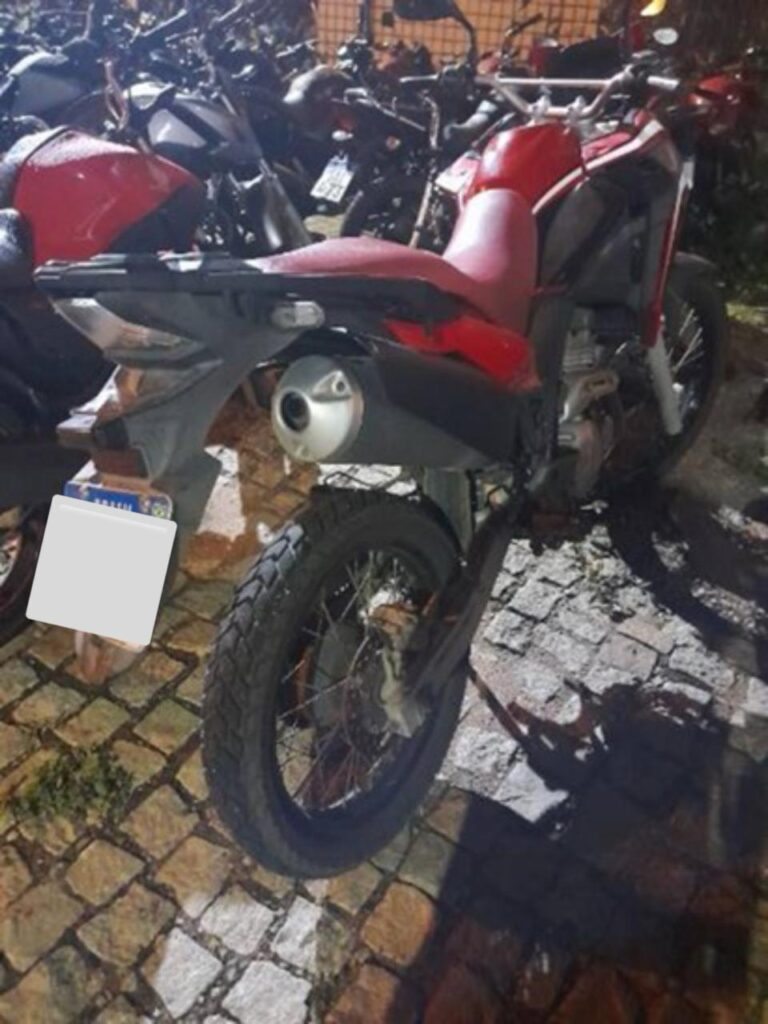 CETO apreende moto com sinais de adulteração no Residencial Aroeiras em Guanambi