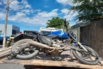 Motocicleta é apreendida durante patrulhamento no bairro Brasília em Guanambi