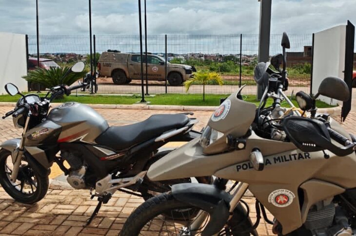 Polícia Militar recupera moto roubada durante patrulhamento em Caculé