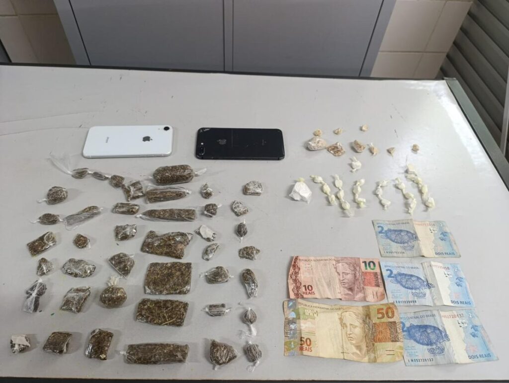 Homem é preso por tráfico de drogas no Residencial dos Pássaros em Guanambi